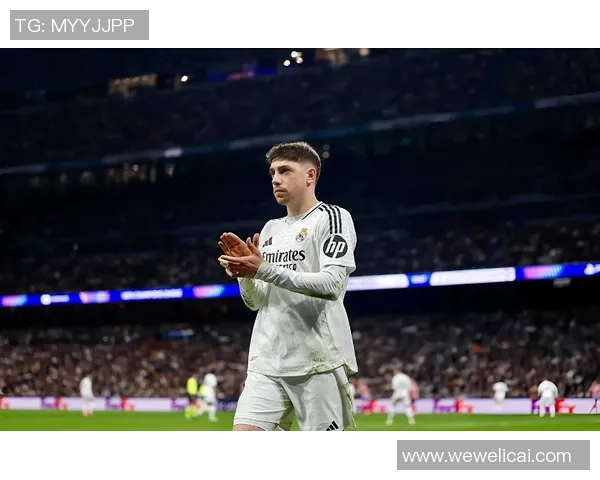 时尚与足球并行最具魅力的足球明星是谁他如何诠释潮流与运动的完美结合